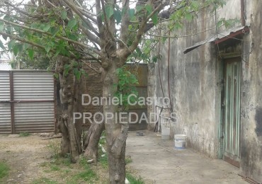 Terreno de 350 Mt2 , en Venta , Isidro Casanova.