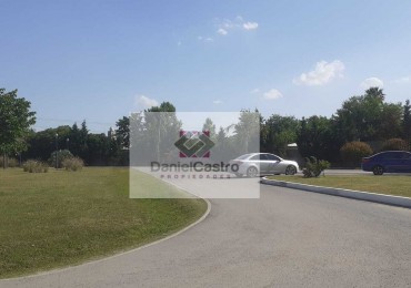 Excelente terreno de 300 mt2 , dentro de barrio cerrado en Ezeiza