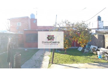 Oportunidad , Casa sobre lote propio , Gregorio de Laferrere.